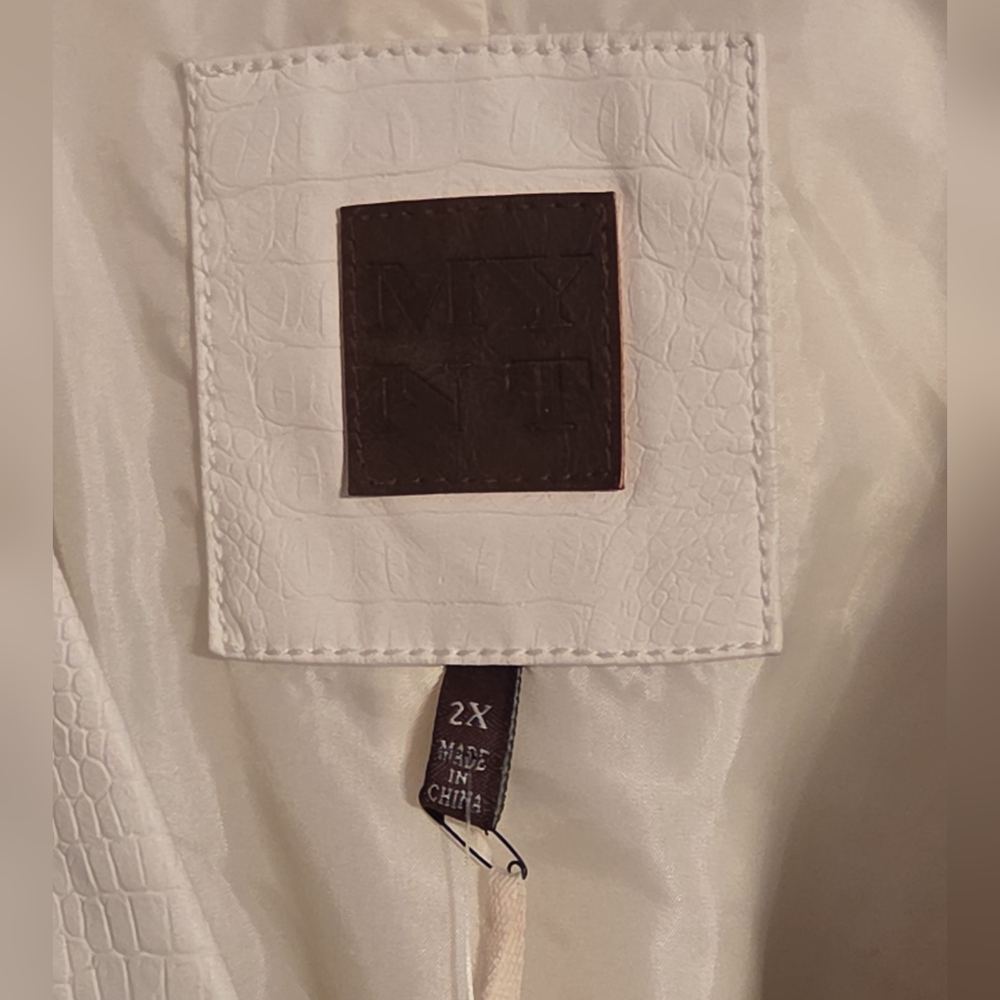 NWT Nordstrom NYNT Cream Women's Leather Blazer With Alligator Pattern - Picture 4 of 4